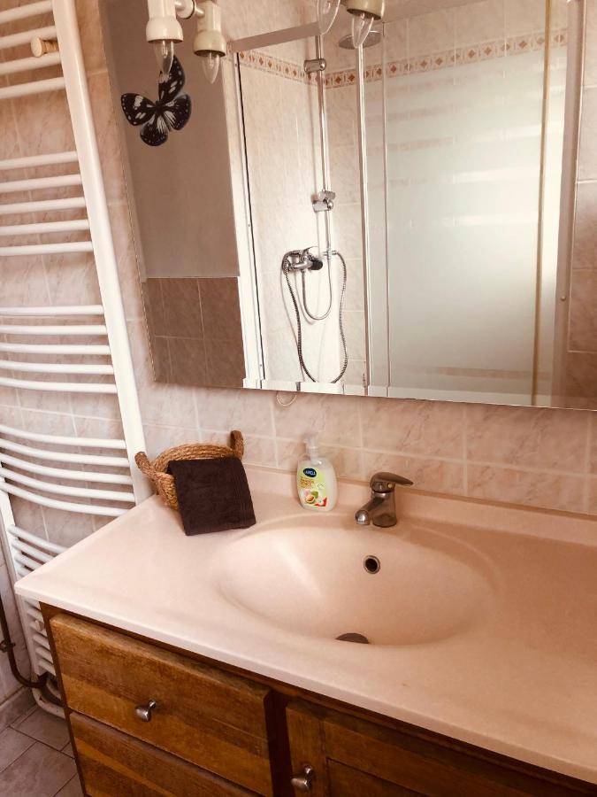 Spacieux Et Elegant Appartement Idealement Situe. Chamouilley Zewnętrze zdjęcie